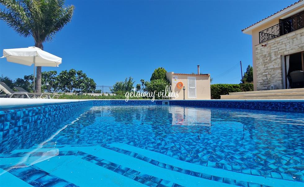 Villa - Zephyrus - Akourdaleia-