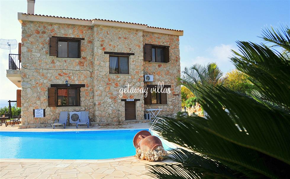 Villa - Retreat - Peristerona-