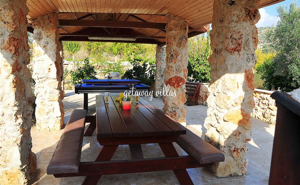 Villa - Retreat - Peristerona-