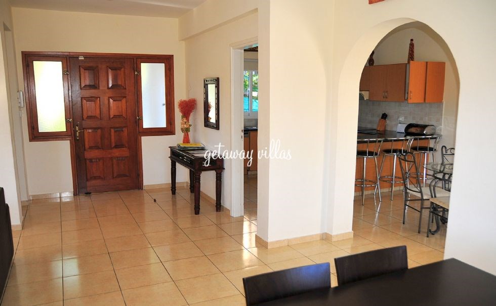 Villa - Petaluda - Coral-Bay-Centre-