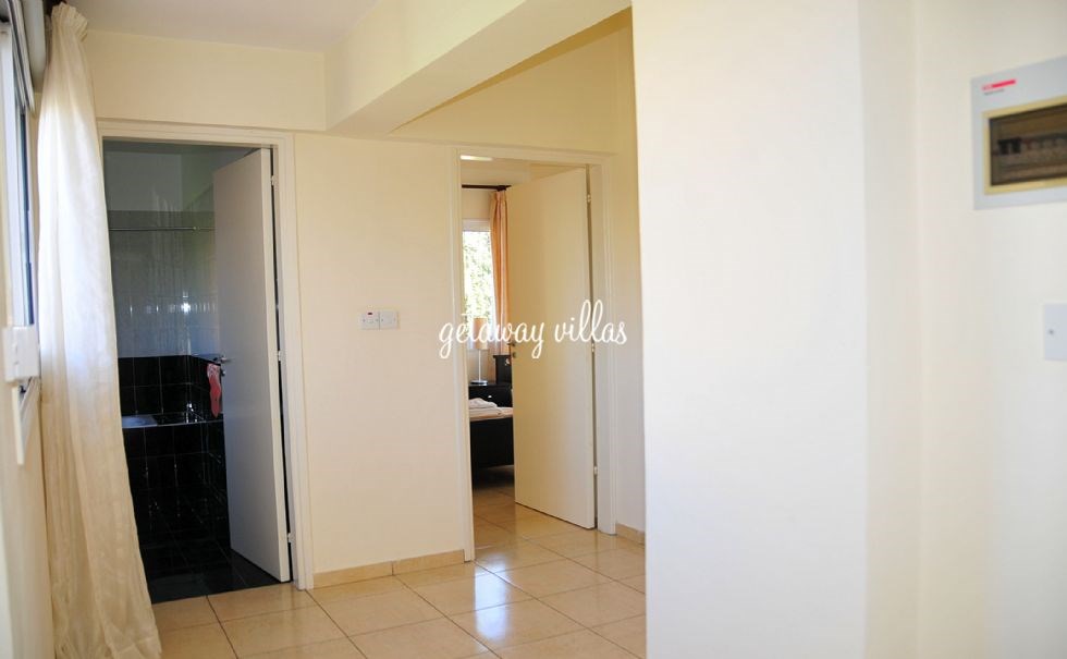 Villa - Petaluda - Coral-Bay-Centre-