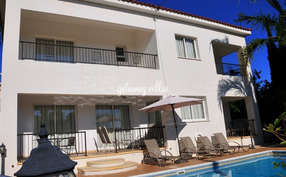 Villa - Petaluda - Coral-Bay-Centre-