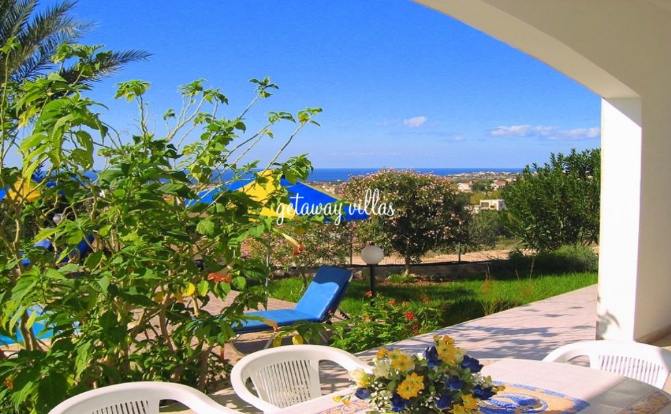 Villa - Briona - Coral-Bay-