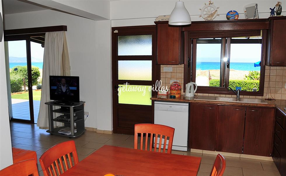 Villa - Anthiana-Beach - Argaka-