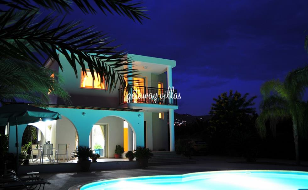 Villa - Arkadia - Coral-Bay-Centre-