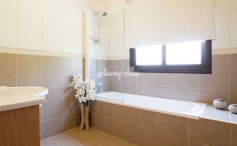 Villa - Blue-Water-32C - Kapparis-