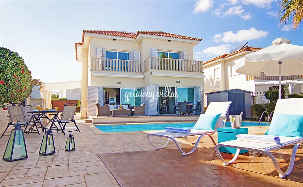 Villa - Cavo-Surf - Cavo-Greco-