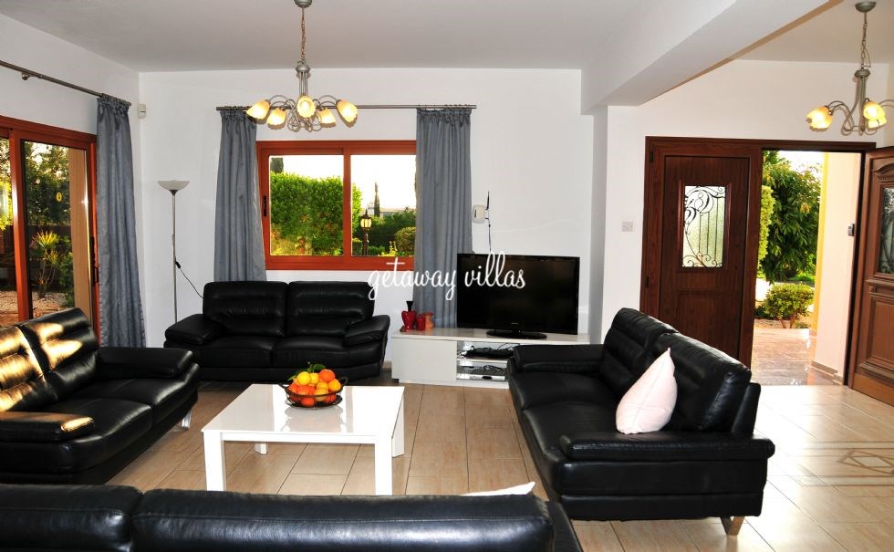 Villa - Nicola - Coral-Bay-Centre-