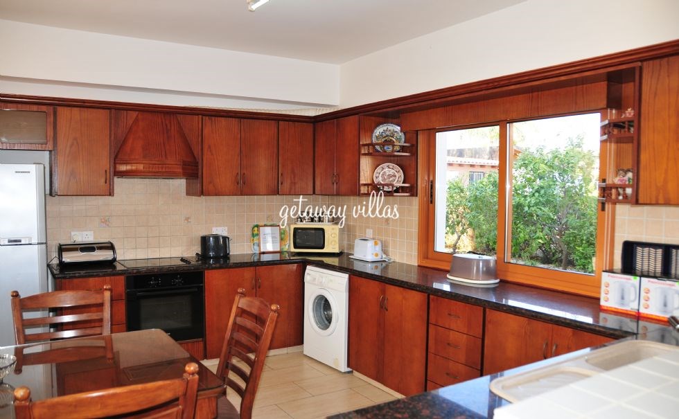 Villa - Nicola - Coral-Bay-Centre-