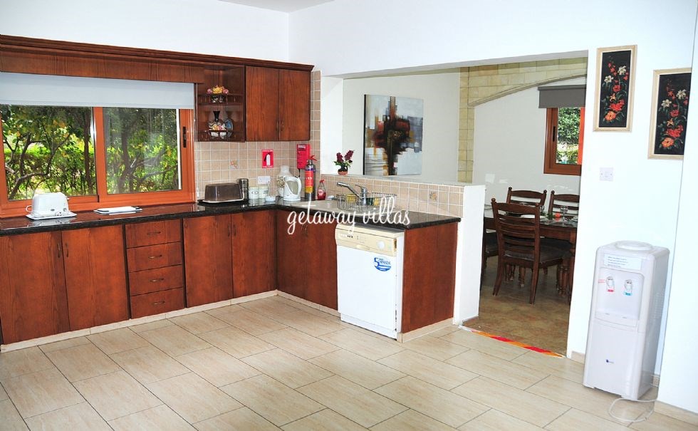 Villa - Nicola - Coral-Bay-Centre-