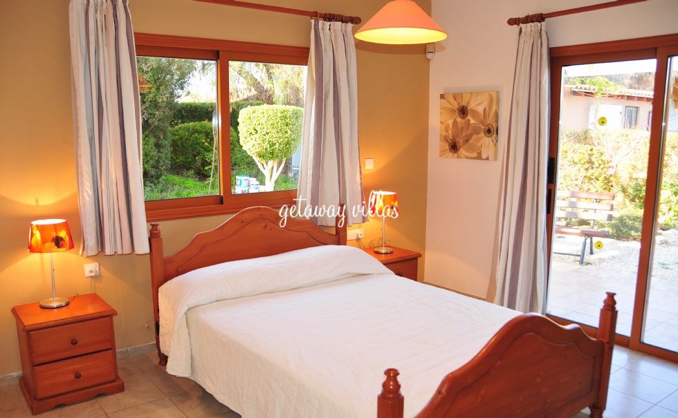 Villa - Nicola - Coral-Bay-Centre-