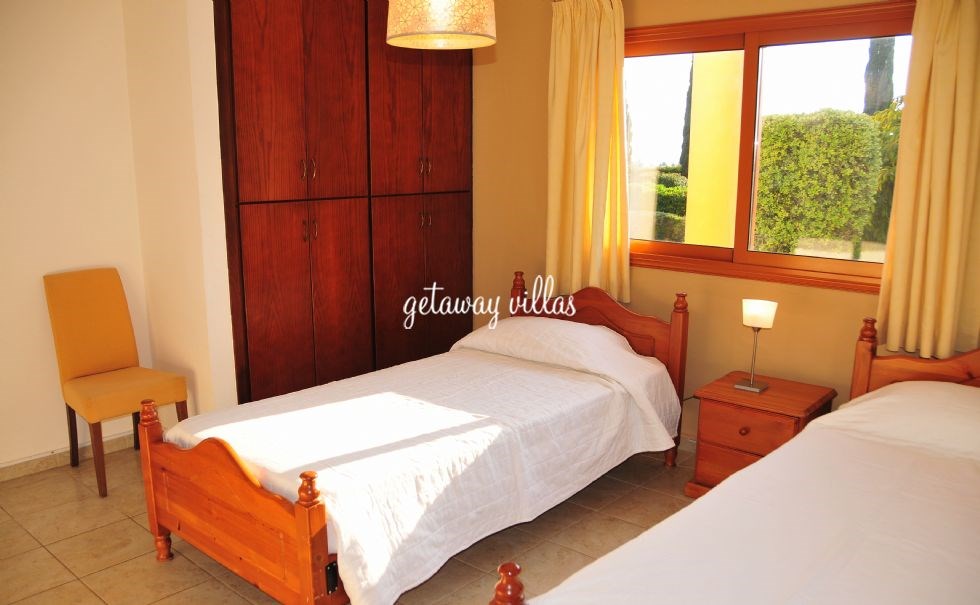 Villa - Nicola - Coral-Bay-Centre-