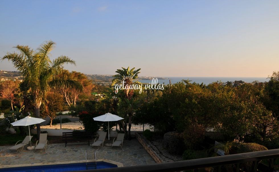 Villa - Nicola - Coral-Bay-Centre-