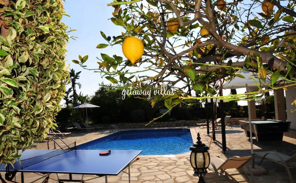 Villa - Nicola - Coral-Bay-Centre-