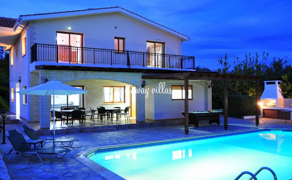 Villa - Nicola - Coral-Bay-Centre-