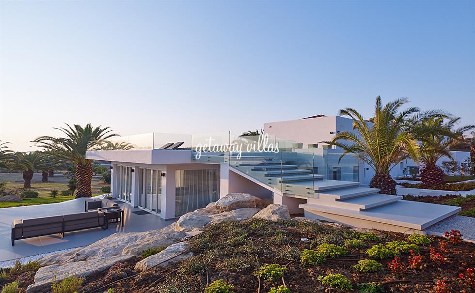 Villa - White-House - Diaporos-Island-