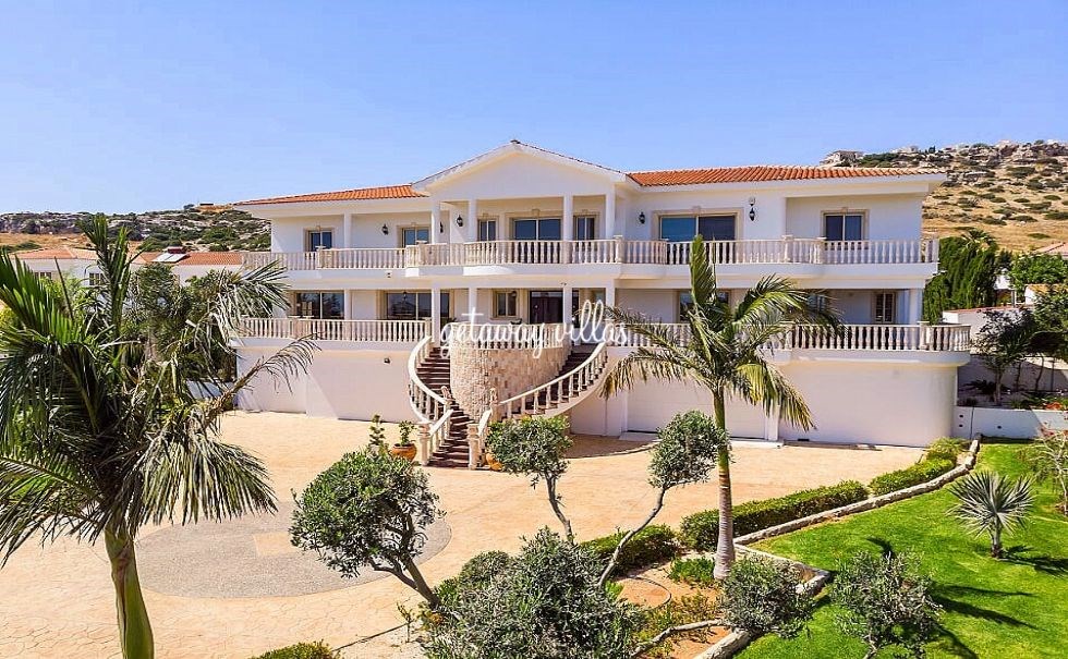 Cyprus VillaVilla RoyaleCoralBayPAPHOSDISTRICTRural, Luxury